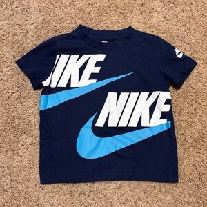 Nike Kids Navy and Light Blue Graphic Tee